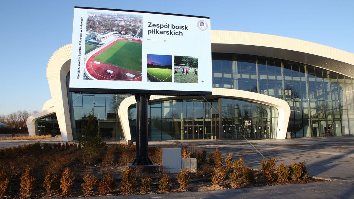 Puławy. Miejski telebim nadal nie sprzedaje reklam. Czy kiedykolwiek się zwróci?