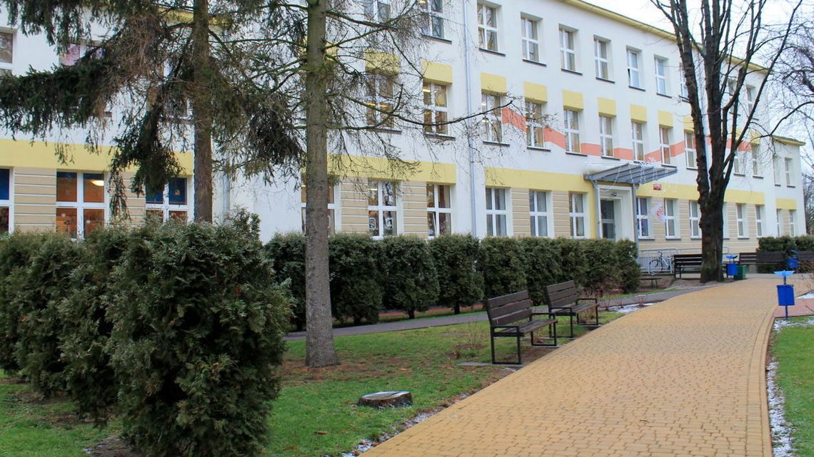 Puławy: Nauczycielka kontra dyrektorka. Skargę przyjąć czy odrzucić?