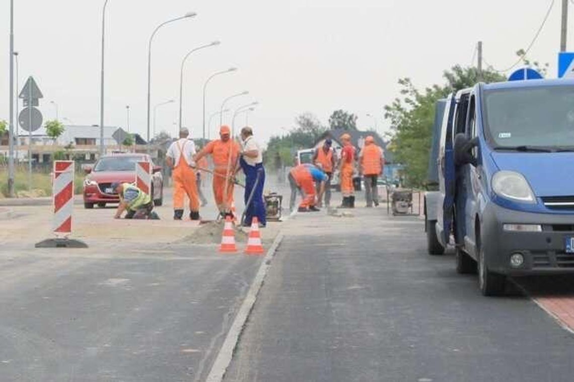 Puławy: Opóźnienie w przebudowie ul. Spacerowej