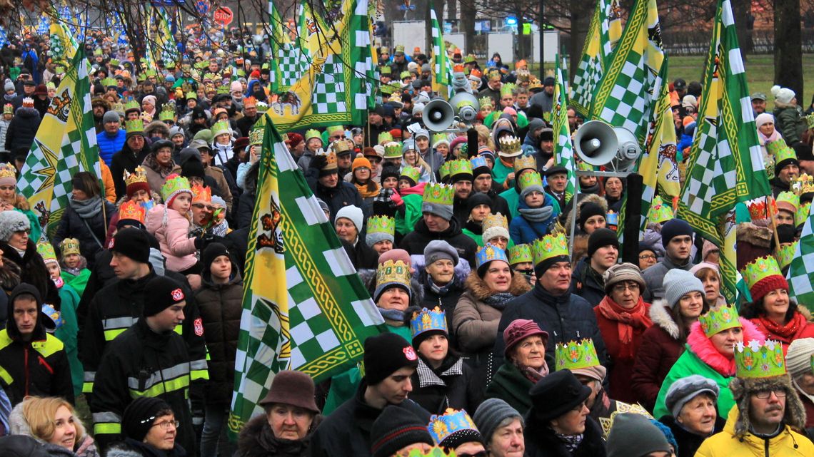 Puławy: Orszak Trzech Króli przeszedł ulicami miasta [zdjęcia]