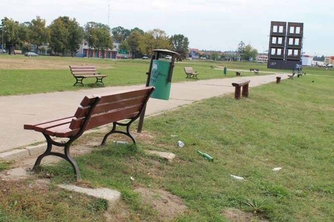 Puławy: Poszukiwania pieniędzy na błonia