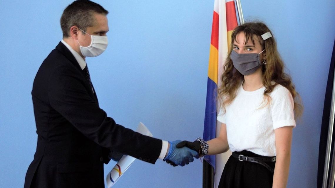 Puławy. Prymusi odebrali stypendia prezydenta. To nawet 450 złotych