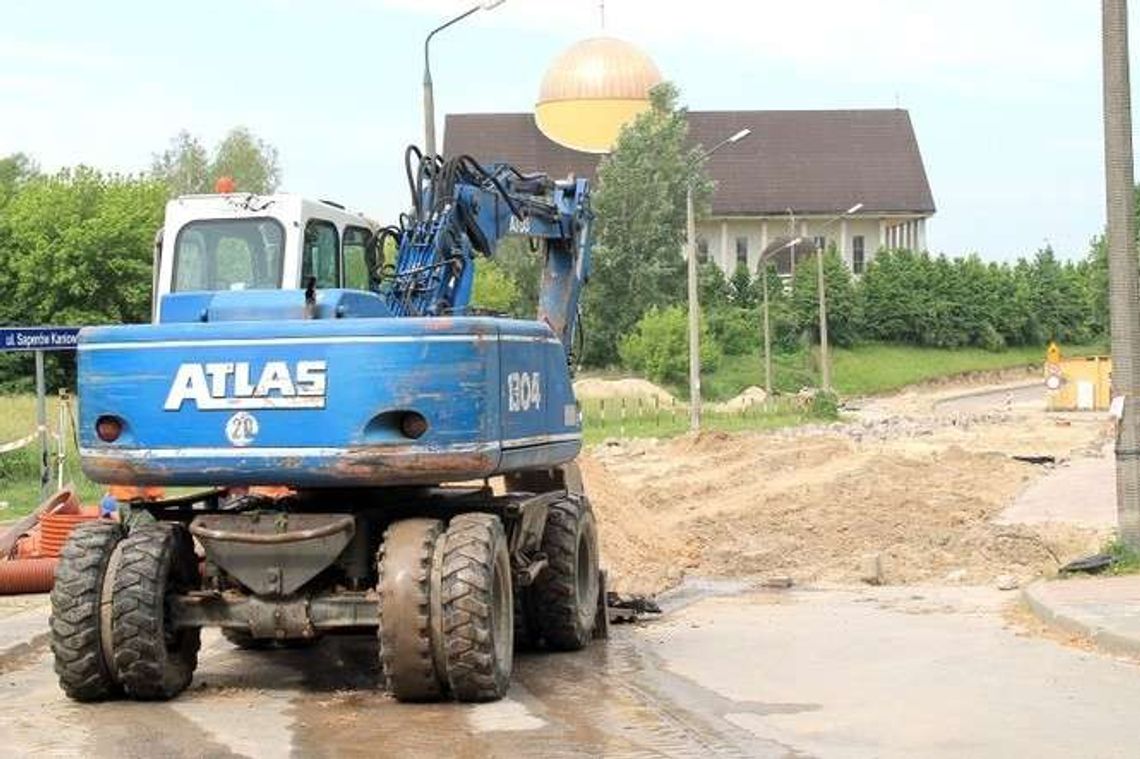 Puławy: Przebudowują ul. Saperów Kaniowskich. W planie także ul. Stanisława Jednacza