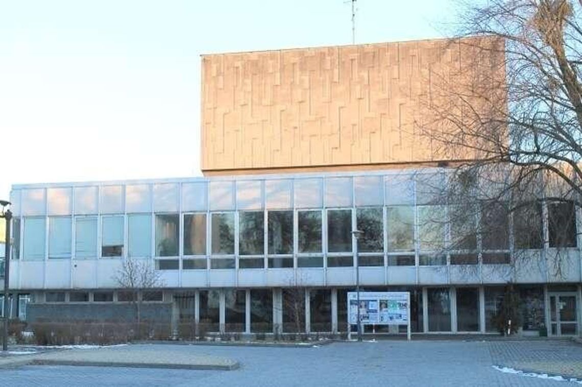 Puławy. Radni dołożyli do przebudowy "Domu Chemika"