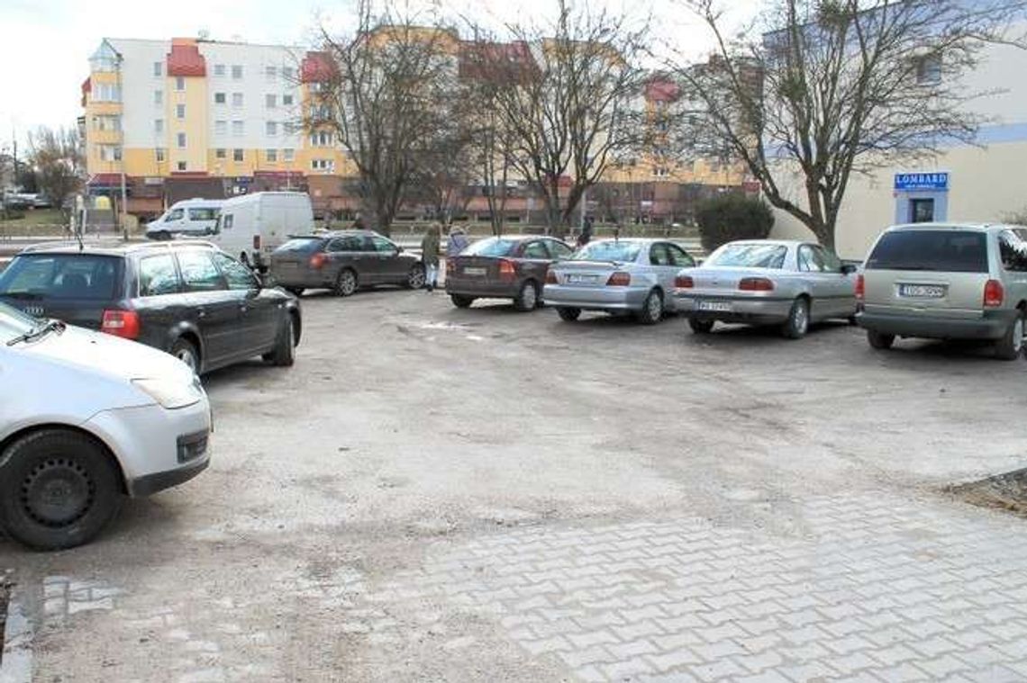 Puławy: Spółdzielnia chce zbudować parking. Za ile miasto powinno sprzedać działkę?