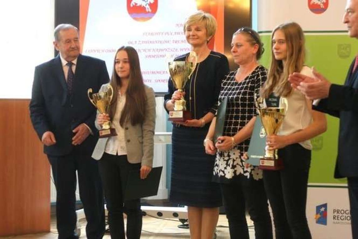 Puławy: Sportowcy i trenerzy odebrali nagrody