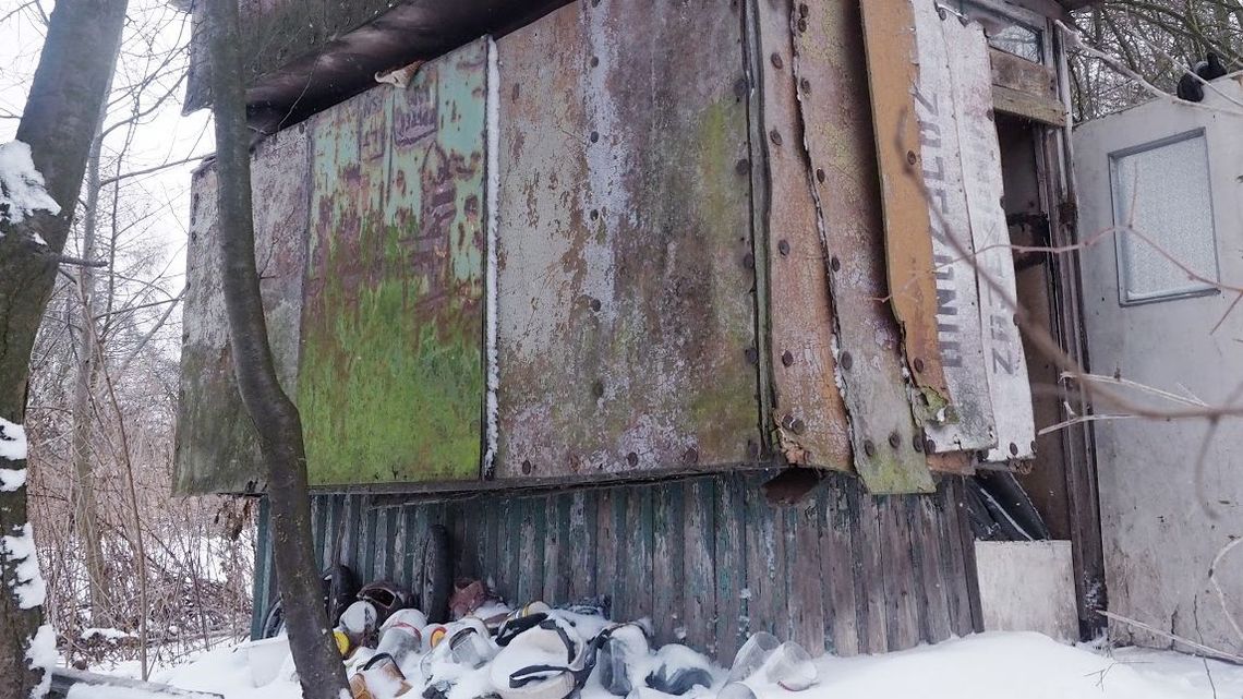 Puławy: Strażnicy miejscy na pomoc bezdomnym Puławy: Strażnicy miejscy na pomoc bezdomnym