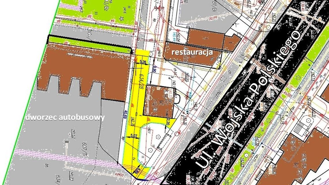 Puławy: Tańszy chodnik przy dworcu