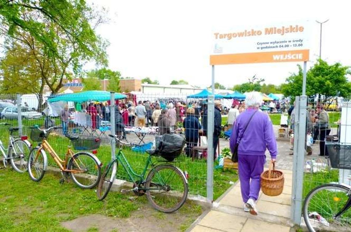 Puławy. Targ będzie czynny także w sobotę. Od listopada