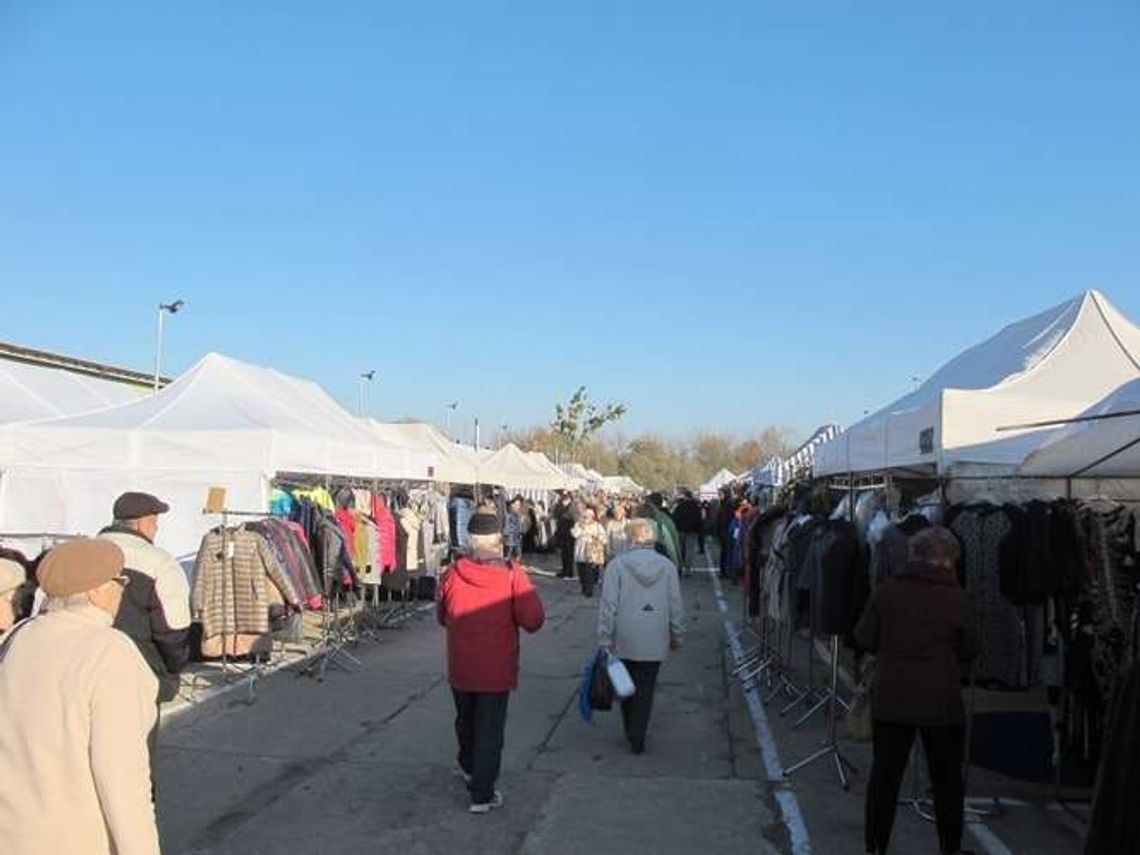 Puławy: Targ będzie działać także w sobotę. Ale dopiero od marca