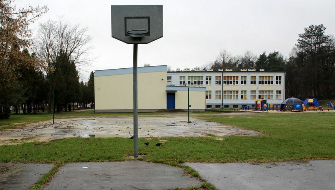 Puławy. Trójka na razie zostaje z niczym. Przetarg trzeba powtórzyć