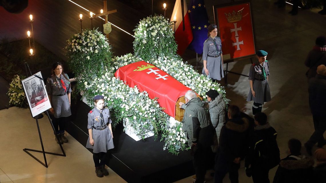 Puławy uczczą pamięć Pawła Adamowicza. Spotkanie w sobotę o godz. 12 Puławy uczczą pamięć Pawła Adamowicza. Spotkanie w sobotę o godz. 12