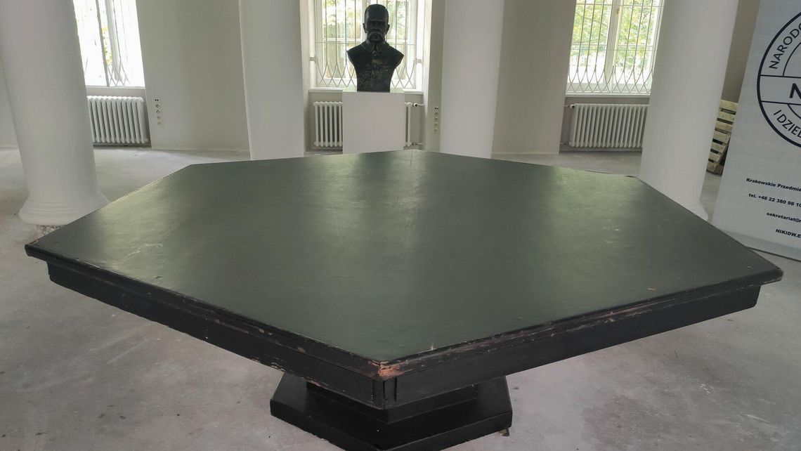 Puławy walczą o stół Marszałka. Mamy odpowiedź ministerstwa Puławy walczą o stół Marszałka. Mamy odpowiedź ministerstwa