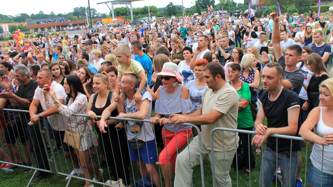 Puławy: Zabawa i muzyka w porcie, sezon wodny w Marinie rozpoczęty [zdjęcia]