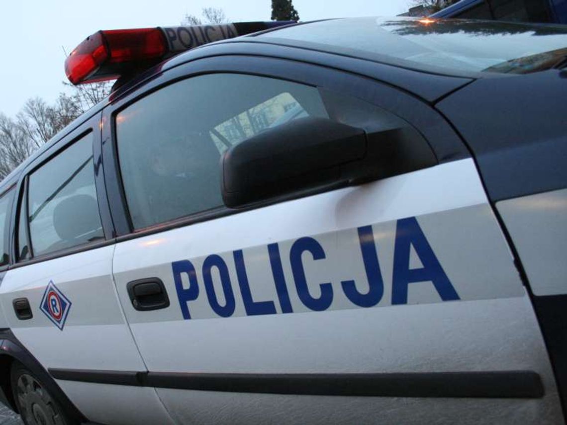 Puławy: Zdemolował klatkę schodową ze złości na dziewczynę