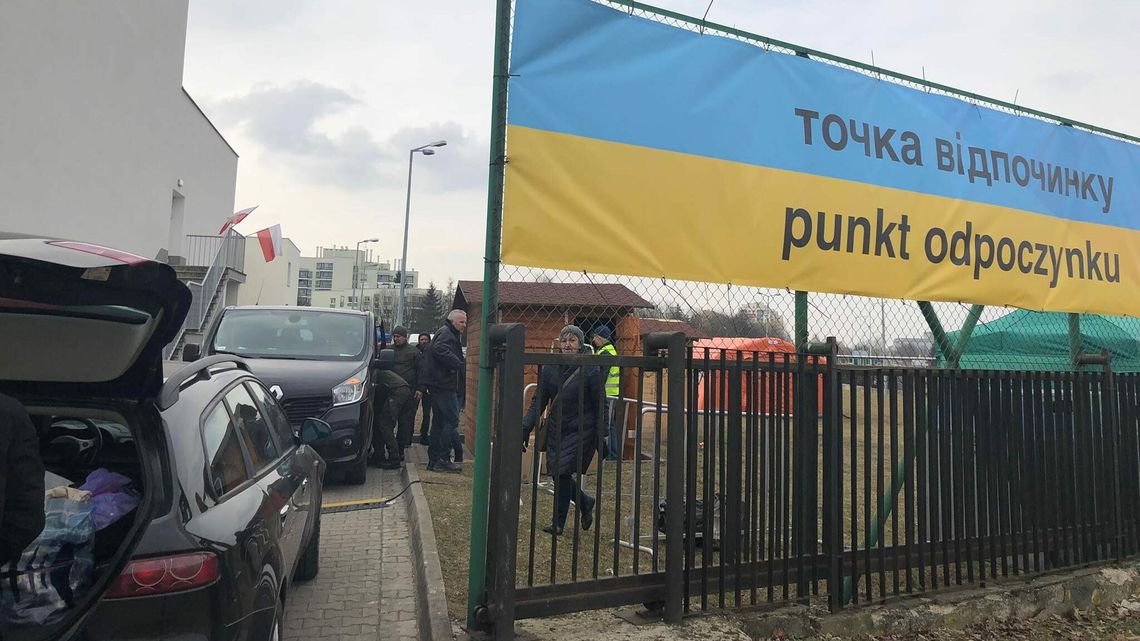 Punkt recepcyjny w Zamościu w dobę przyjął około tysiąca uchodźców z Ukrainy