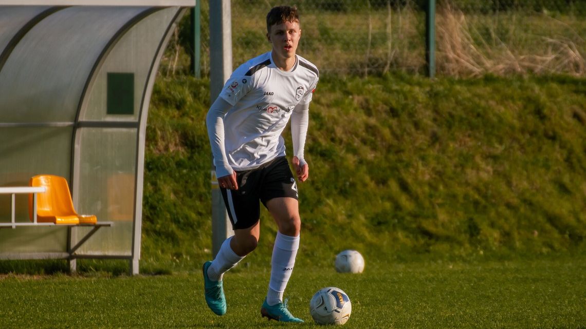 Punkt Świdniczanki w meczu z Czarnymi Połaniec. Czerwona kartka wszystko zmieniła