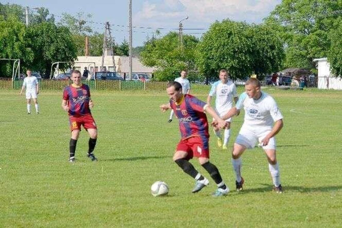 Pustki w klubowej kasie. Niwie Łomazy grozi bankructwo Pustki w klubowej kasie. Niwie Łomazy grozi bankructwo