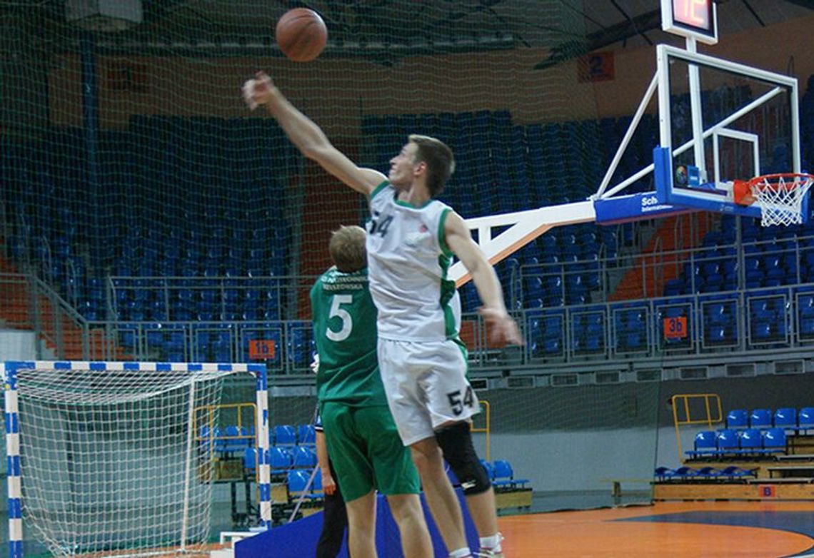 PWiK Piaseczno – Novum Lublin 103:88