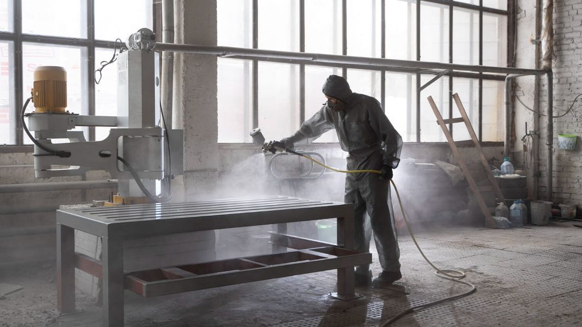 Pył na stanowisku pracy – sprawdź, jakie niesie ze sobą zagrożenia!