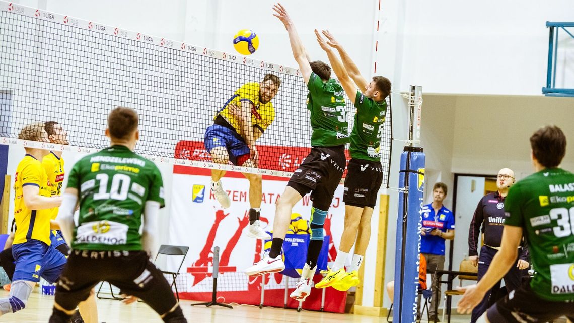 PZL Leonardo Avia przegrała z Lechią. Ósemka powoli ucieka