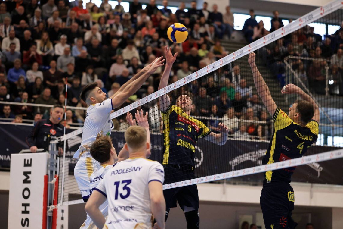 PZL Leonardo Avia Świdnik zakończyła sezon