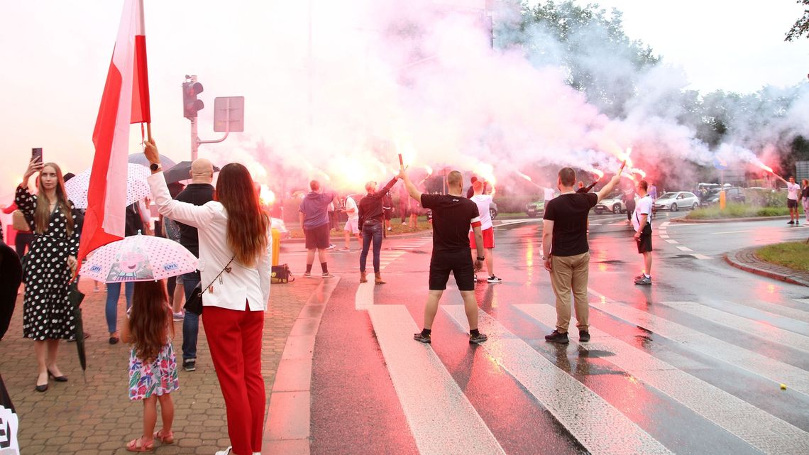 Race i syreny. Puławianie wspomnieli godzinę "W"