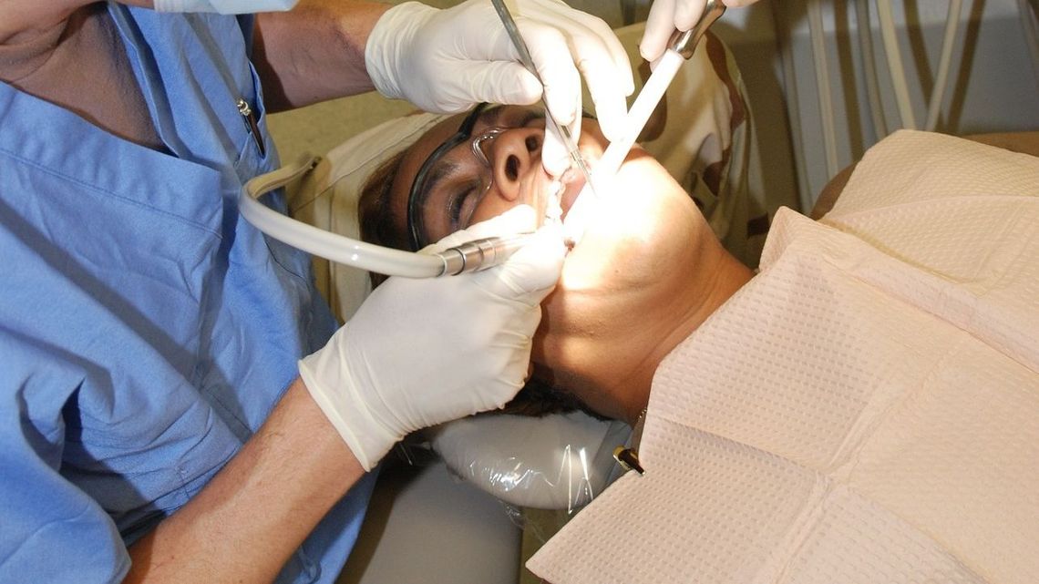 Rachunek u dentysty zaboli bardziej niż ząb. Pacjentka z Lublina zapłaciła 200 zł więcej