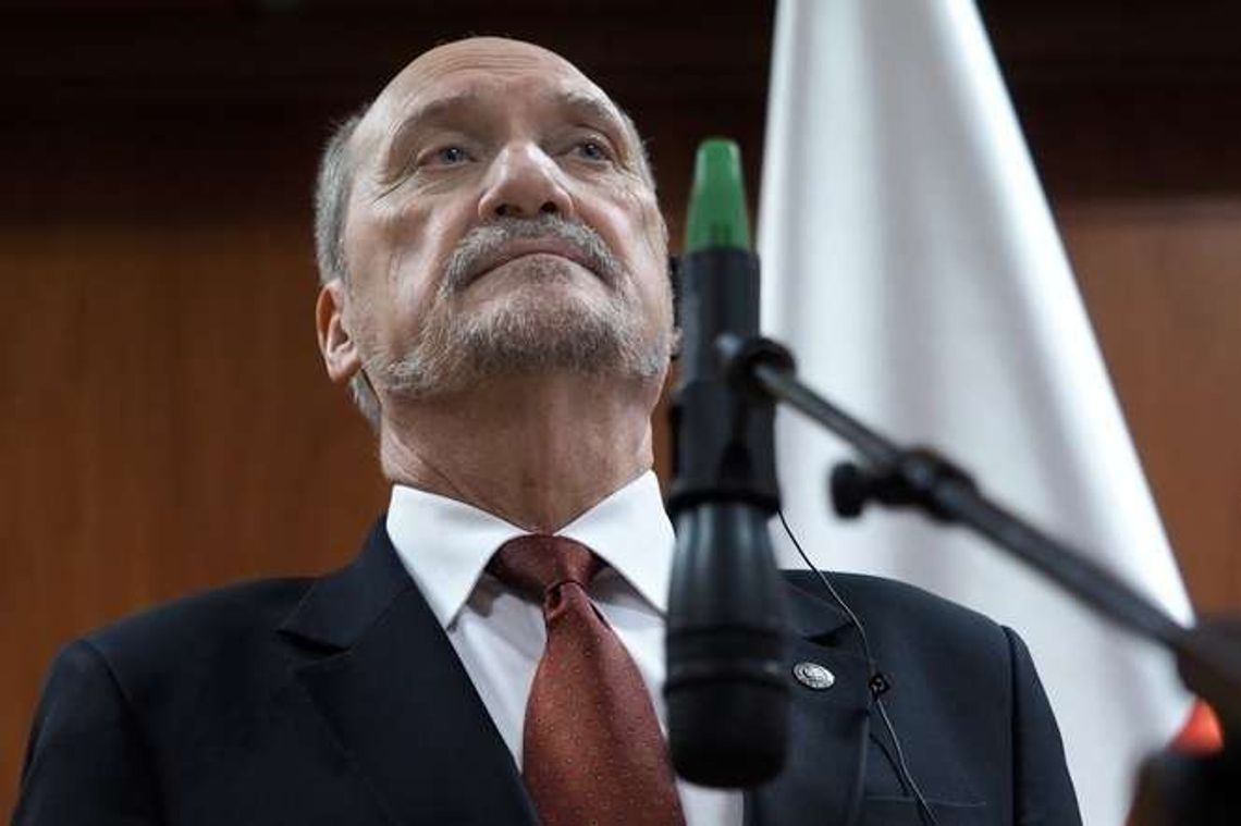 Radio Zet: Macierewicz i Szyszko odejdą z rządu
