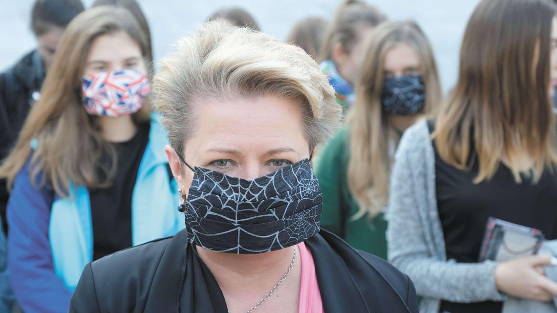 Radna radzi: Nie wstydźmy się, załóżmy maski Radna radzi: Nie wstydźmy się, załóżmy maski