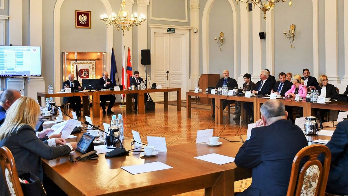 Radni bronią św. Jana Pawła II. Przyjęli stanowisko