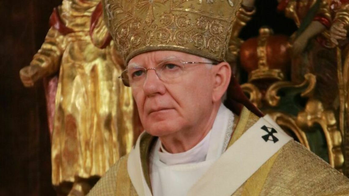 Radni już nie chcą bronić arcybiskupa Jędraszewskiego. Wolą unijną kasę