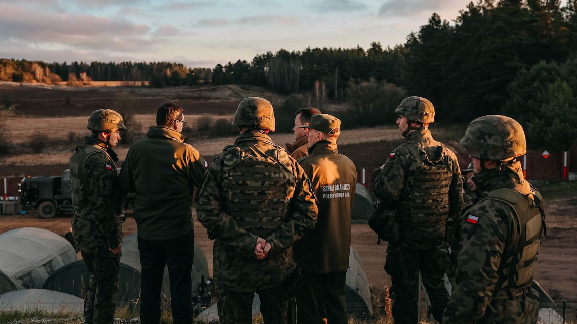Radni PiS chcą dziękować rządowi. Starosta: "Podziękujemy, jak rozwiąże problem na granicy" 