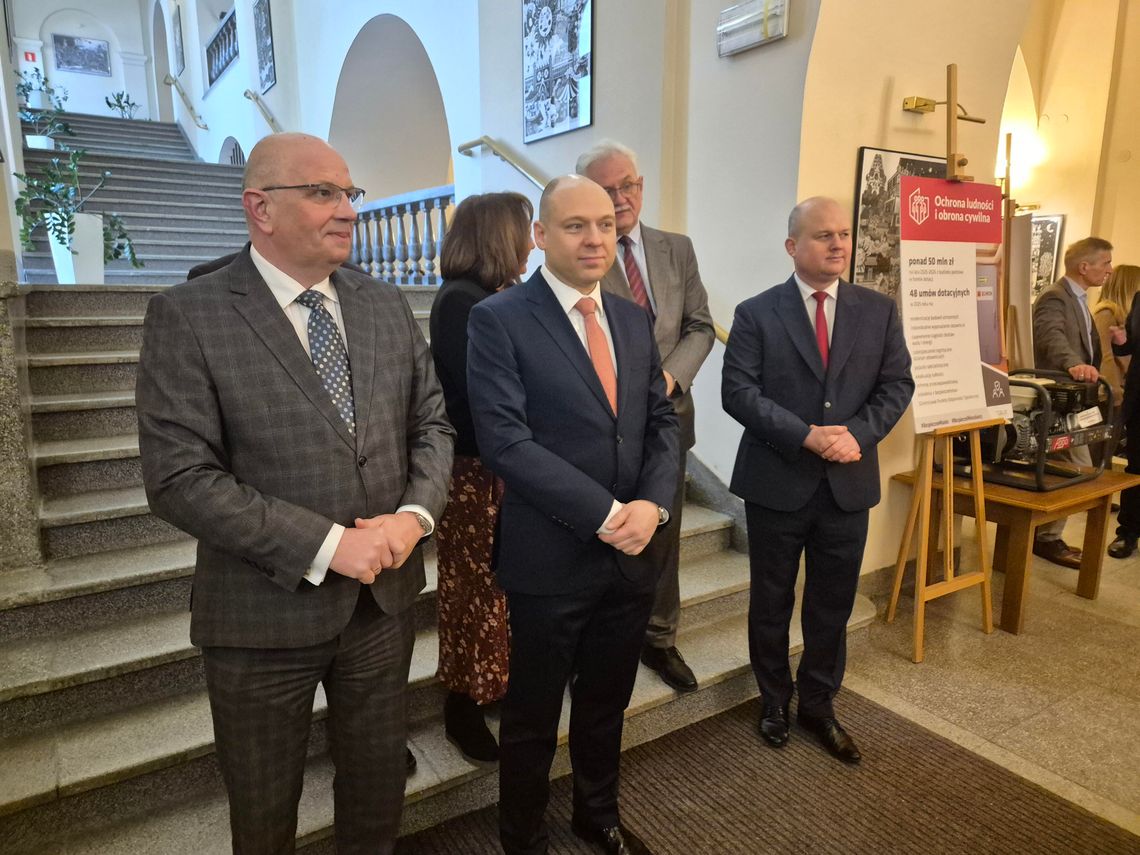 Radni PiS pytają o aferę korupcyjną. Fulara: CBA wiele razy się myliło