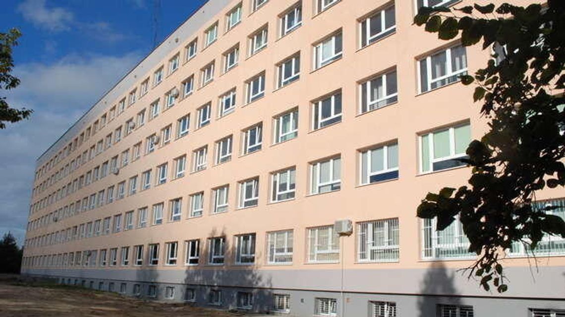 Radni PSL do starosty lubartowskiego: „Zamiast służbowego samochodu pomóżcie szpitalowi”