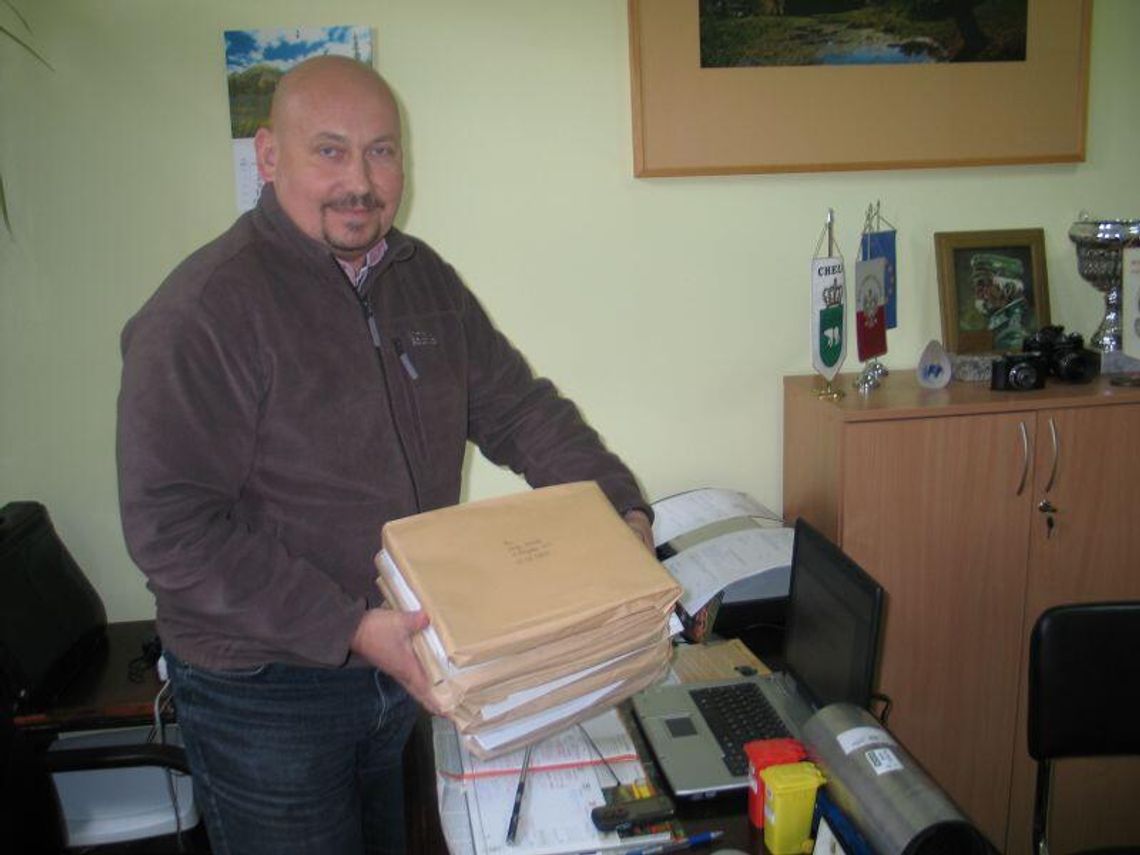 Radni zamienią sterty papieru na tablety? Nie wszyscy chcą Radni zamienią sterty papieru na tablety? Nie wszyscy chcą