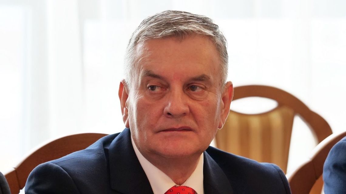 Radny PiS z Kraśnika przeprasza prezydent Gdańska za nazwanie jej dz***ą