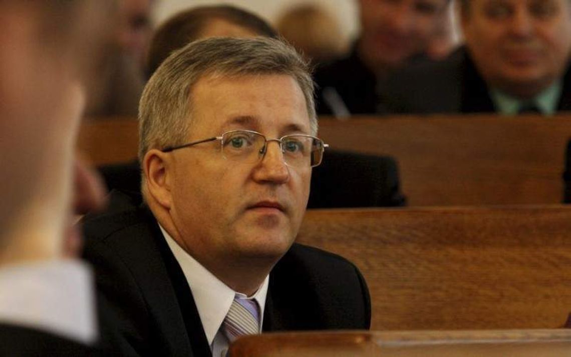 Radny PO podpisał się, a go nie było. Śledczy: Nie ma za co karać Radny PO podpisał się, a go nie było. Śledczy: Nie ma za co karać