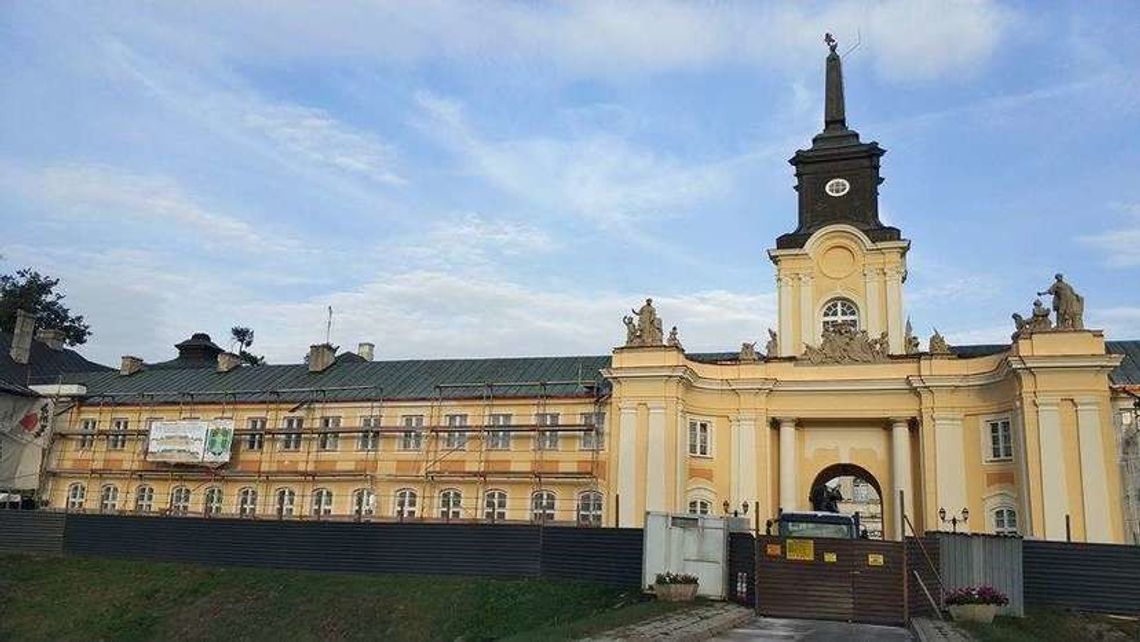 Radzyń Podlaski: Archiwum Państwowe do pałacu tak szybko się nie wprowadzi