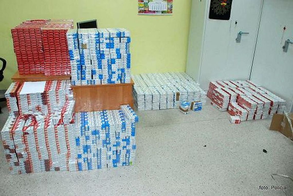 Radzyń Podlaski:  Fiat wyładowany papierosami bez akcyzy