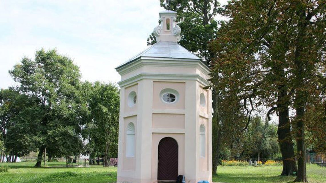 Radzyń Podlaski: Galeria sztuki w kaplicy?