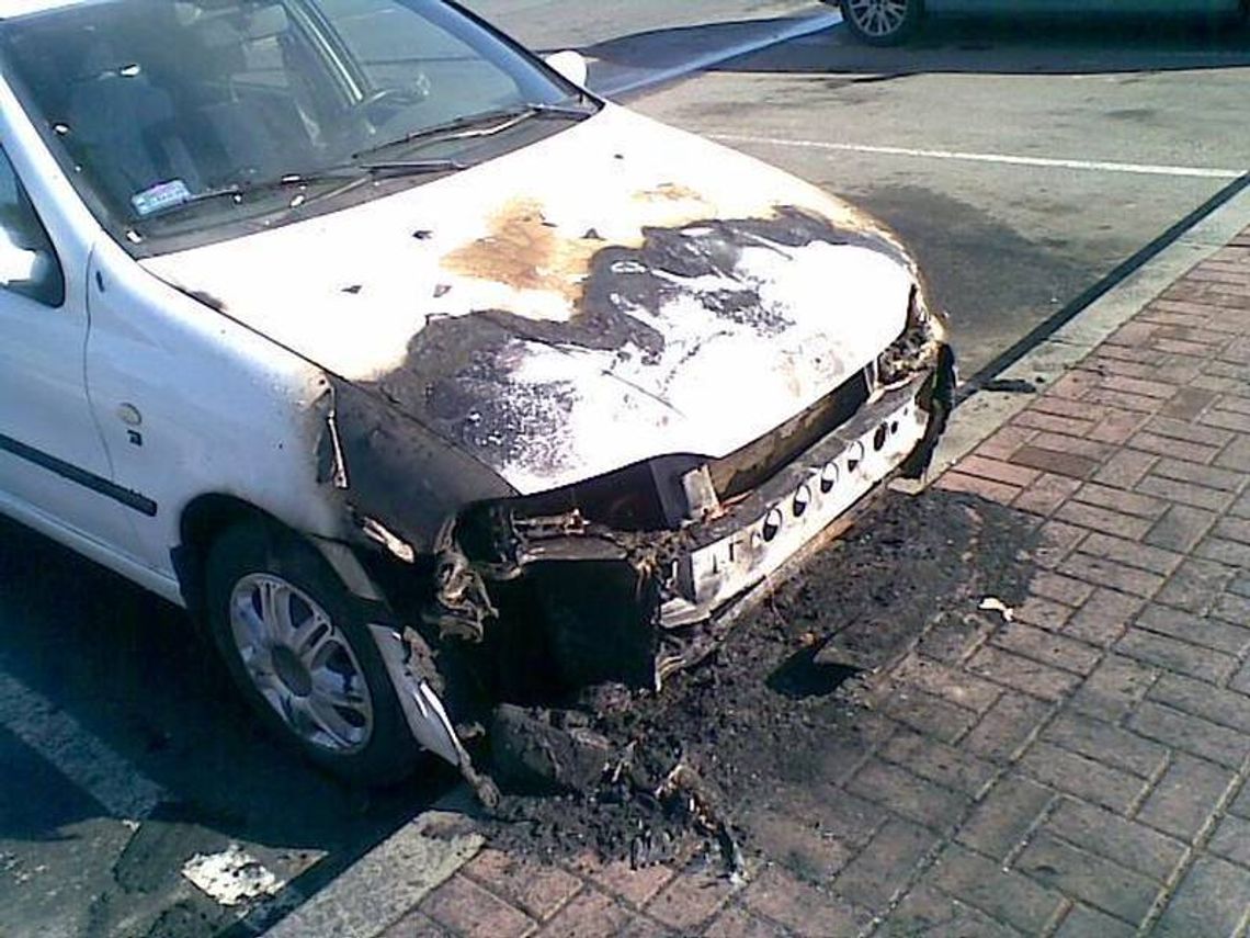 Radzyń Podlaski: Ktoś podpalił fiata?