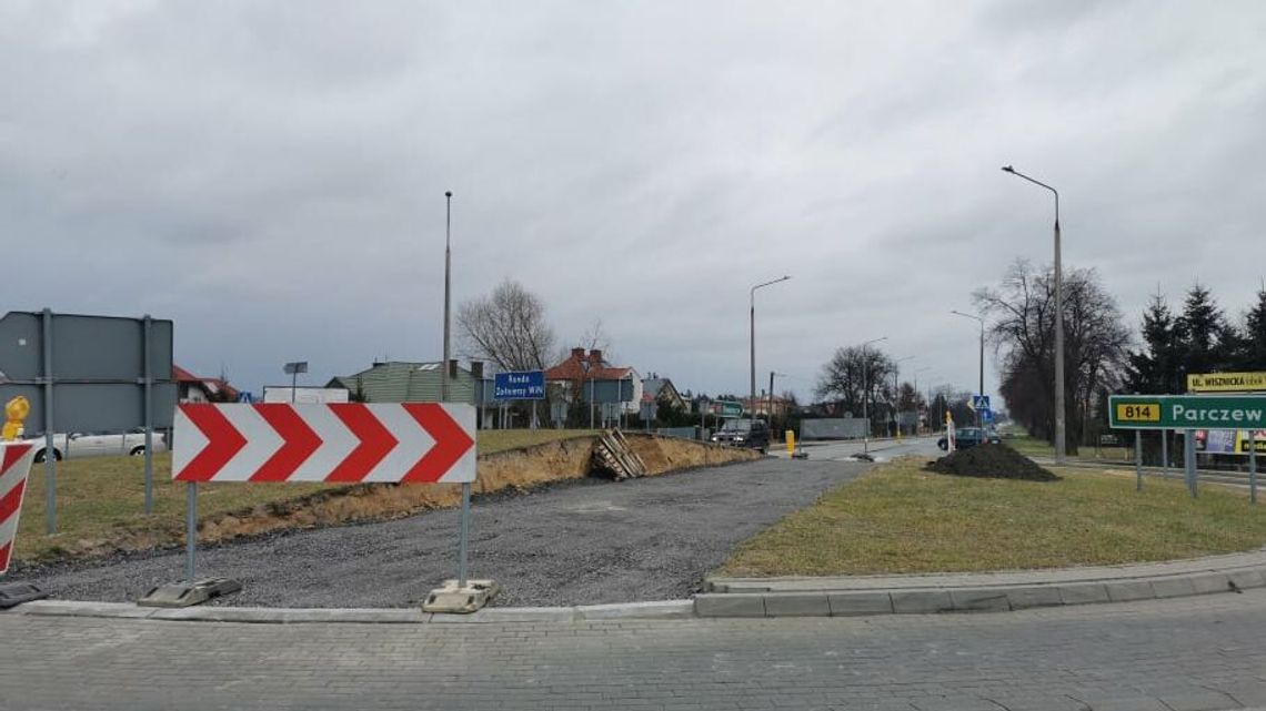 Radzyń Podlaski: Rondo na pół. Wszystko przez elementy farm wiatrowych 