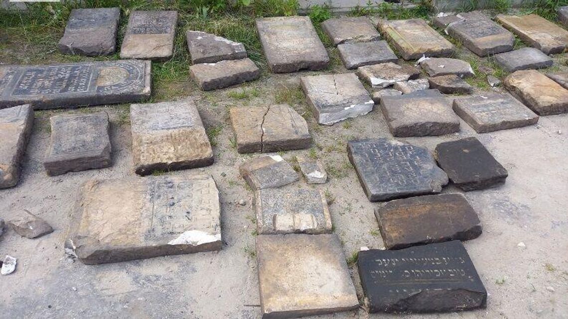 Radzyń Podlaski. Ziemia może skrywać stare macewy. Będą poszukiwania? Radzyń Podlaski. Ziemia może skrywać stare macewy. Będą poszukiwania?