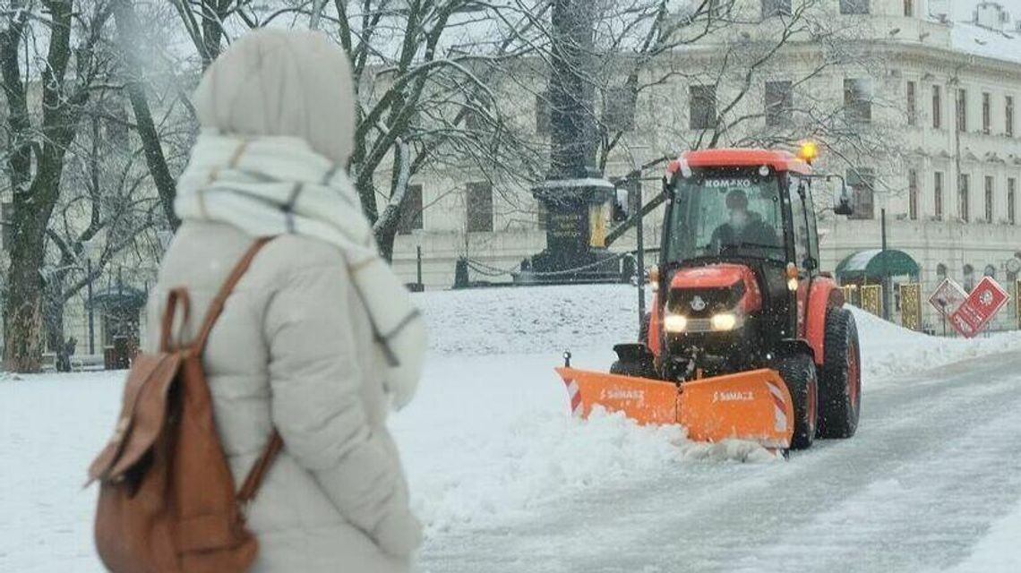Raport drogowców: Drogi przejezdne, ale warunki są trudne 