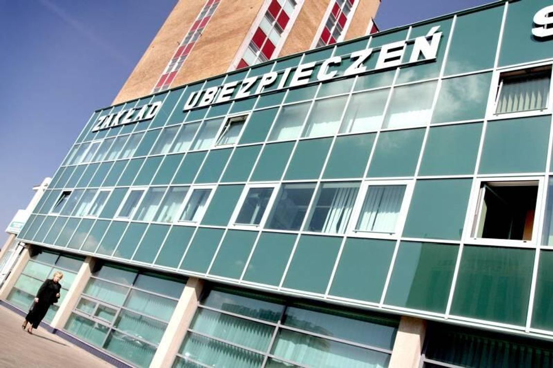 Raport GUS: Lubelski emeryt dostaje średnio niecałe 1500 zł brutto