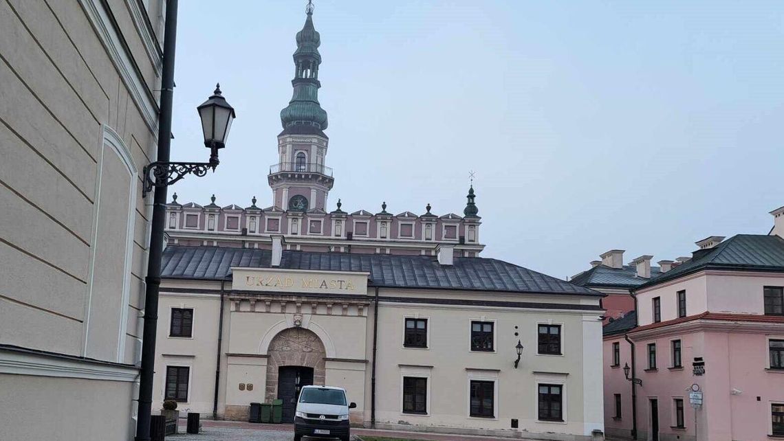 Ratusz szuka dyrektorów. Są trzy stanowiska do obsadzenia Ratusz szuka dyrektorów. Są trzy stanowiska do obsadzenia
