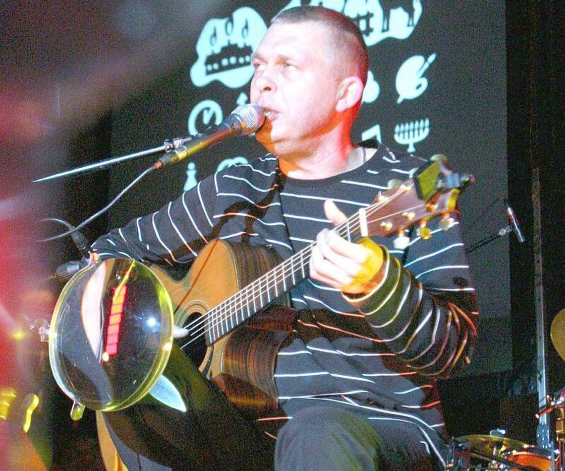 Raz Dwa Trzy na festiwalu Drugi Brzeg w Janowcu