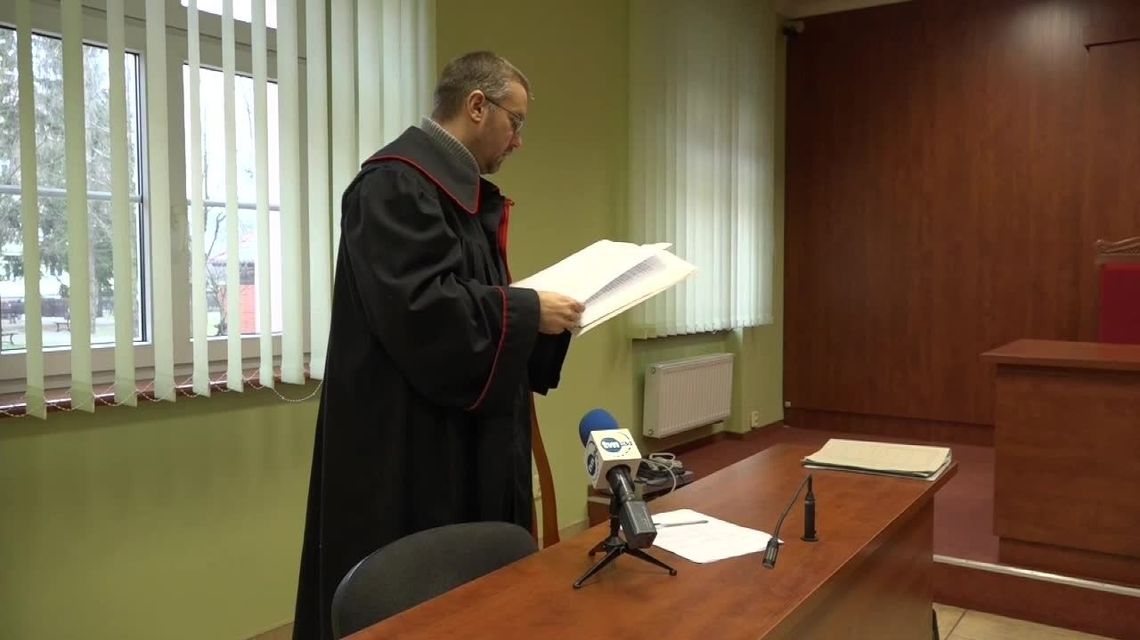 Razem pili, potem zostawili Mateusza na mrozie. 15-latek zmarł Razem pili, potem zostawili Mateusza na mrozie. 15-latek zmarł