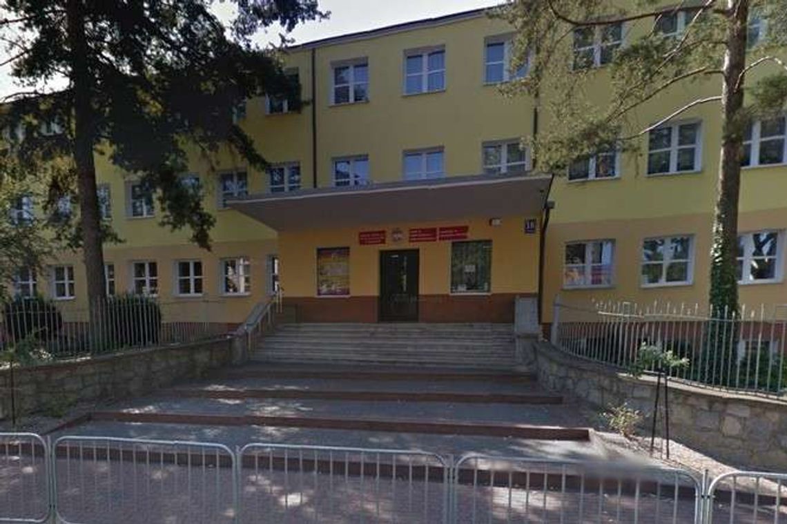 Reforma edukacji w powiecie puławskim. Z zawodówek branżówki Reforma edukacji w powiecie puławskim. Z zawodówek branżówki